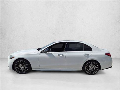 Used 2022 Mercedes-Benz C 300 Sedan image 8