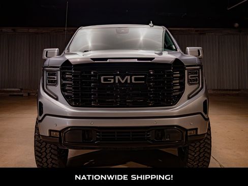 Used 2025 GMC Sierra 1500 Denali Ultimate image 4