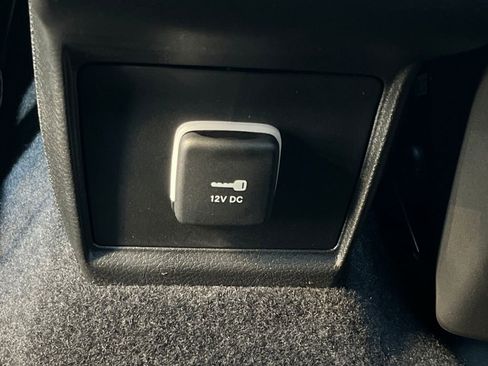 New 2026 Jeep Compass Limited image 19