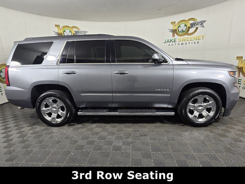 Used 2018 Chevrolet Tahoe LT w/ LT Signature Package AWD/4WD image 11