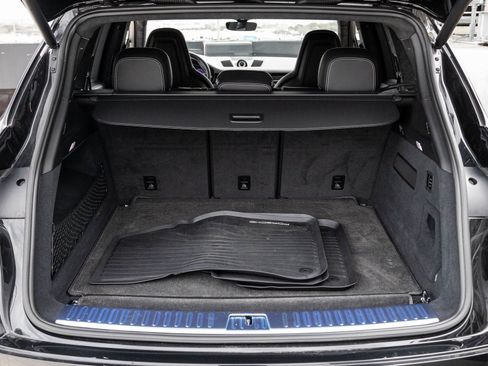 Certified 2023 Porsche Cayenne Turbo image 32