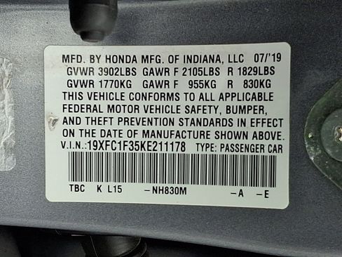 Certified 2019 Honda Civic EX image 28
