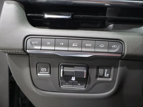 Used 2023 Cadillac Escalade Sport w/ Touring Package AWD/4WD image 42
