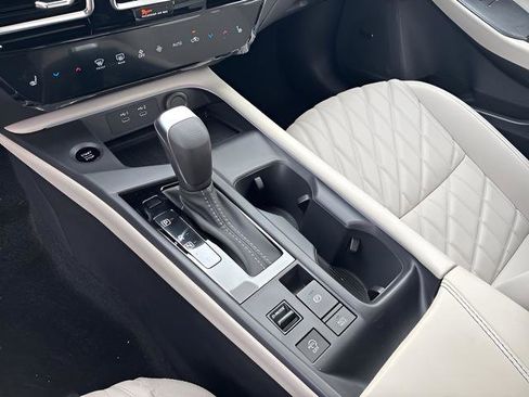 New 2026 Nissan Sentra SL w/ Floor Mat Package FWD image 15