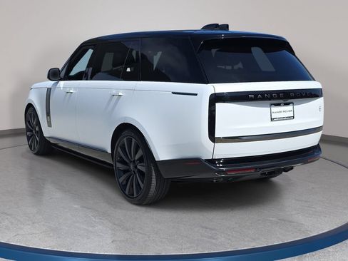 New 2026 Land Rover Range Rover SV AWD/4WD image 7