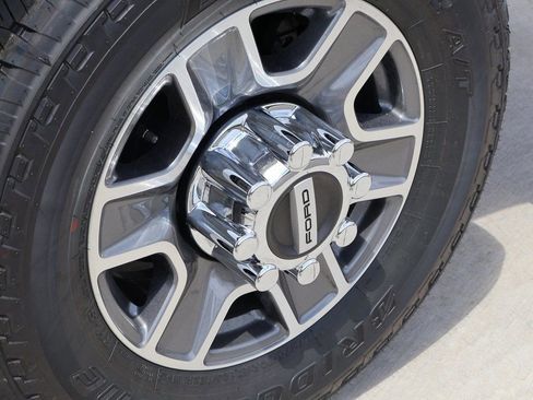 New 2026 Ford F350 Lariat w/ Lariat Ultimate Package image 39