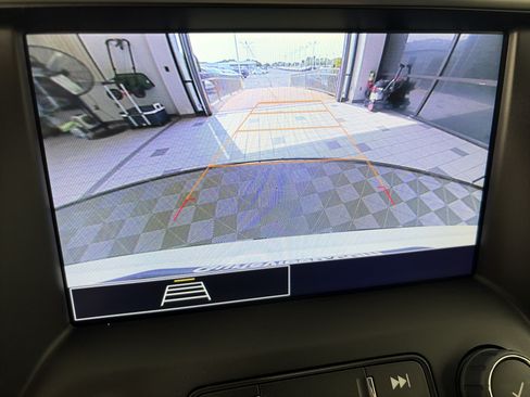 Certified 2023 GMC Acadia SLE FWD image 23