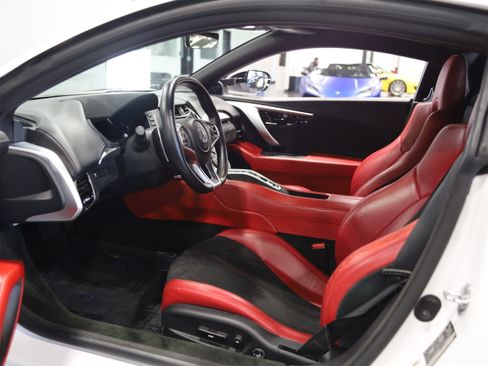Used 2017 Acura NSX AWD/4WD image 17