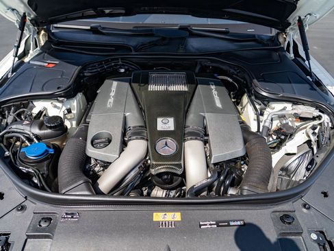 Used 2015 Mercedes-Benz S 63 AMG 4MATIC Coupe image 25