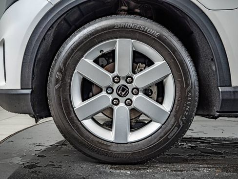 Used 2024 Honda Prologue EX image 10