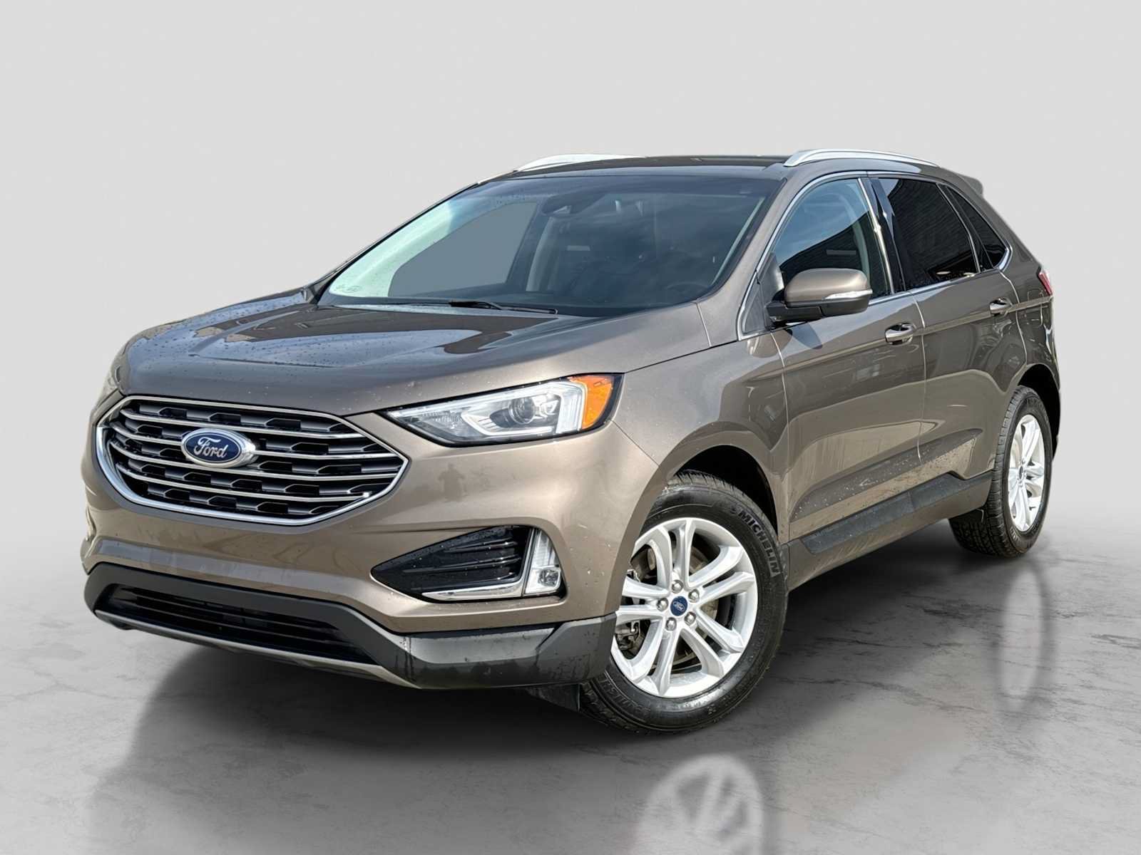 Used 2019 Ford Edge SEL w/ Equipment Group 201A AWD/4WD image 1