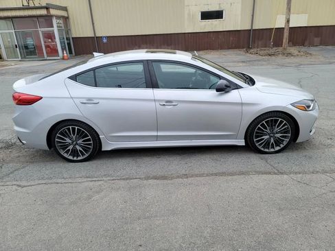 Used 2018 Hyundai Elantra Sport w/ Sport Premium Package 03 FWD image 4