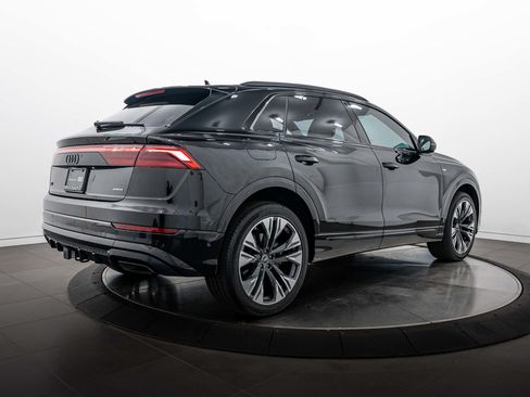 Certified 2025 Audi Q8 Premium Plus w/ Premium Plus Package AWD/4WD image 4