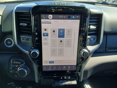 New 2026 RAM 1500 4x4 Crew Cab image 21