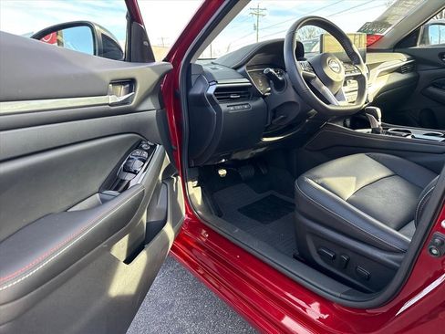 Certified 2024 Nissan Altima 2.5 SR w/ SR Premium Package image 13