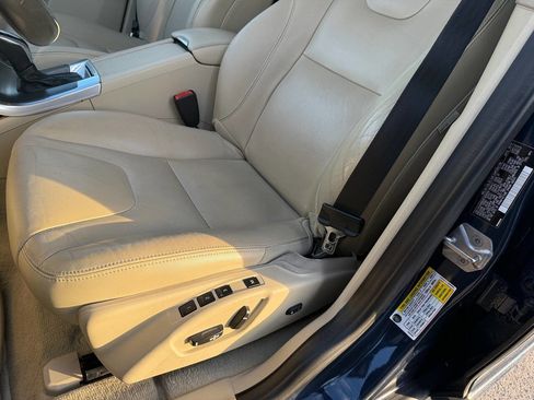 Used 2015 Volvo XC60 T5 Premier image 38