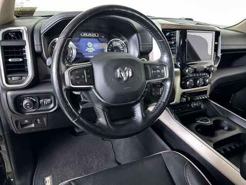 Used 2019 RAM 1500 Laramie AWD/4WD image 21