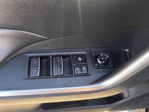 Used 2024 Toyota RAV4 XLE image 10