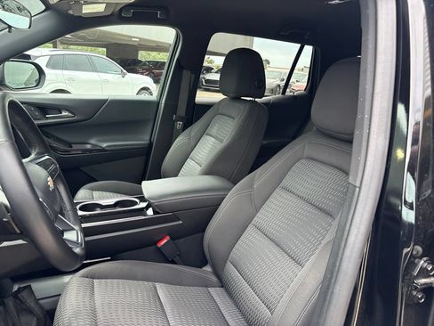 Used 2025 Chevrolet Equinox LT FWD image 18
