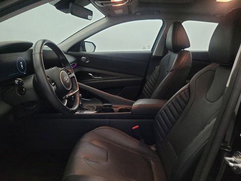 Used 2022 Hyundai Elantra Limited w/ Cargo Package FWD image 17