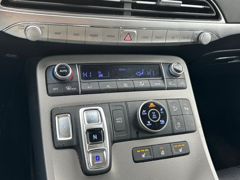 Used 2022 Hyundai Palisade SEL w/ 8P Bench Seat Package image 4