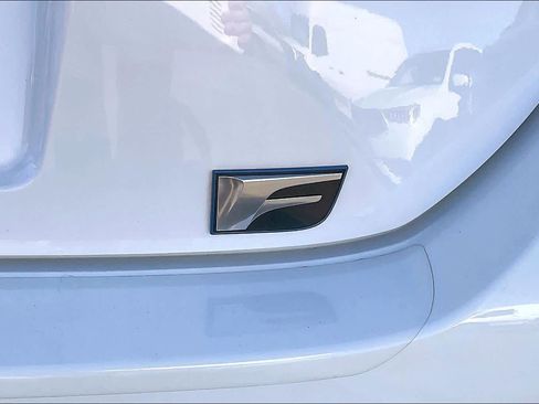 Used 2015 Lexus RC F image 11