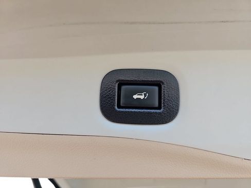 Used 2020 Nissan Rogue SL FWD image 33