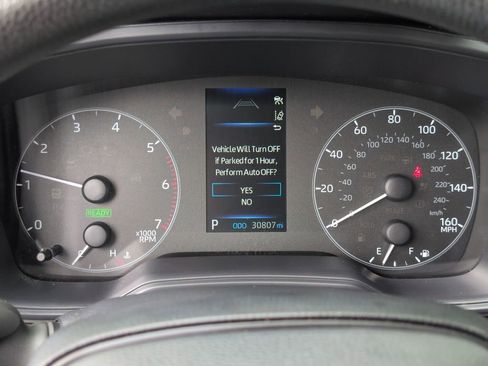 Used 2025 Toyota Corolla LE w/ LE Premium Package FWD image 18