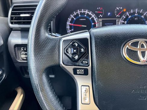 Used 2019 Toyota 4Runner SR5 RWD image 23