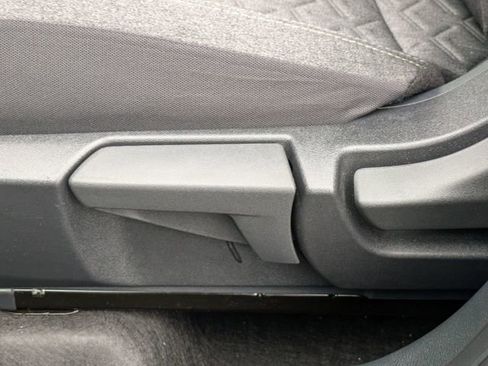 Certified 2026 Nissan Kicks SV image 17