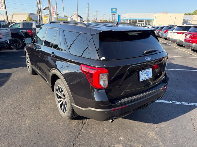 Used 2023 Ford Explorer ST-Line w/ Class IV Trailer Tow Package AWD/4WD image 9