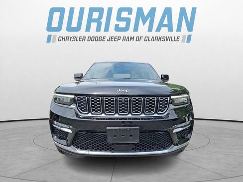 Used 2023 Jeep Grand Cherokee Summit AWD/4WD image 2