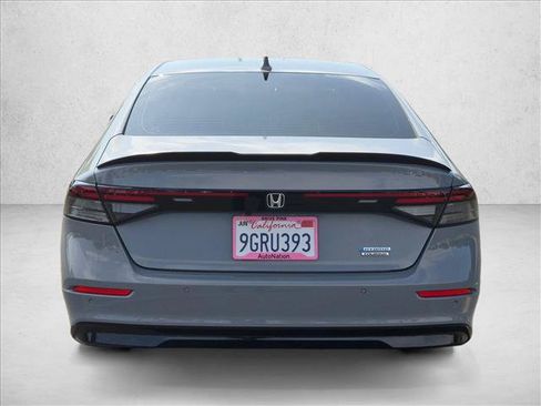 Used 2023 Honda Accord Touring image 7