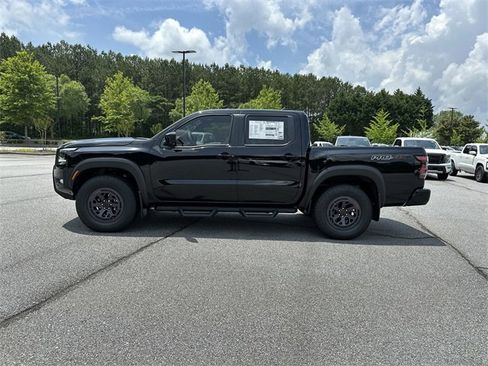 New 2025 Nissan Frontier PRO-4X w/ Pro Convenience Package image 5