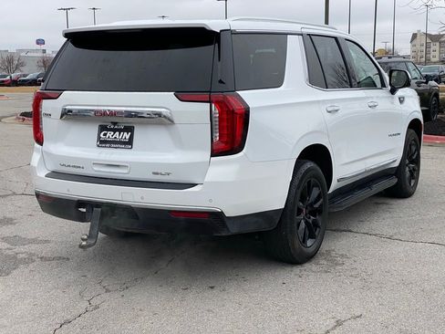 Used 2023 GMC Yukon SLT w/ SLT Premium Package image 7