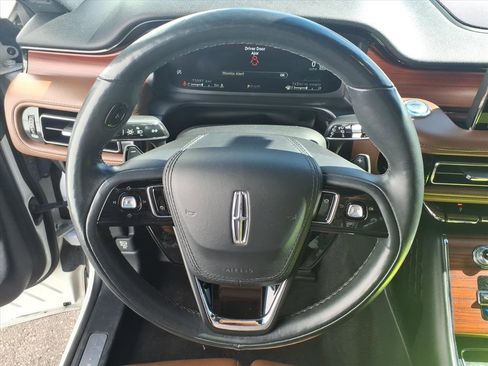 Used 2021 Lincoln Aviator Reserve w/ Equipment Group 201A image 16