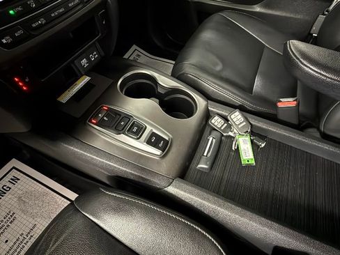 Used 2021 Honda Pilot Special Edition image 23