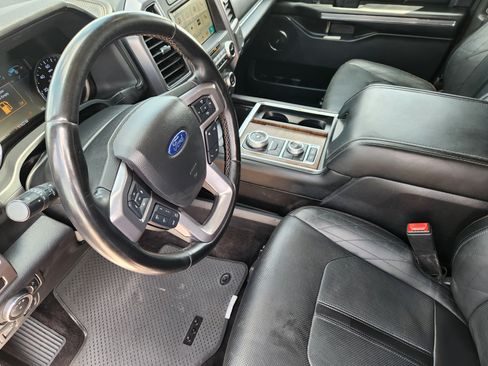 Used 2019 Ford Expedition Max Platinum AWD/4WD image 14