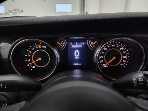 Used 2022 Jeep Wrangler Unlimited Sport image 9