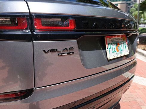 Used 2021 Land Rover Range Rover Velar R-Dynamic S AWD/4WD image 25