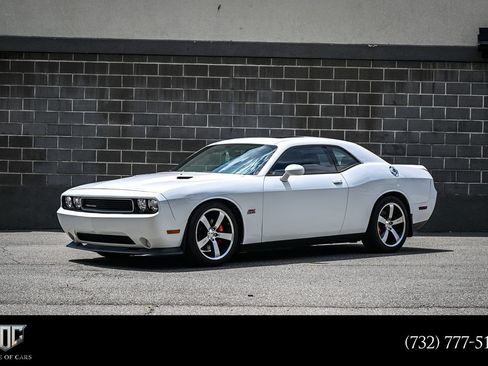 Used 2012 Dodge Challenger SRT8 w/ Premium Sound Group RWD image 1