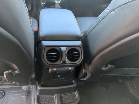 New 2025 Jeep Wrangler Unlimited Sahara w/ Safety Group AWD/4WD image 40
