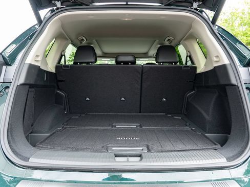 New 2026 Nissan Rogue Platinum AWD/4WD image 8