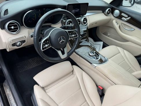 Used 2021 Mercedes-Benz C 300 Sedan w/ Premium Package image 22