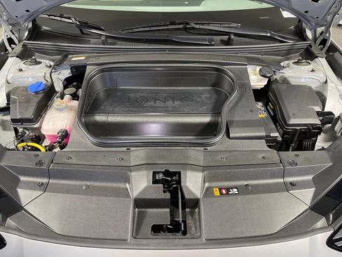 Certified 2023 Hyundai Ioniq 6 SEL w/ Cargo Package RWD image 9
