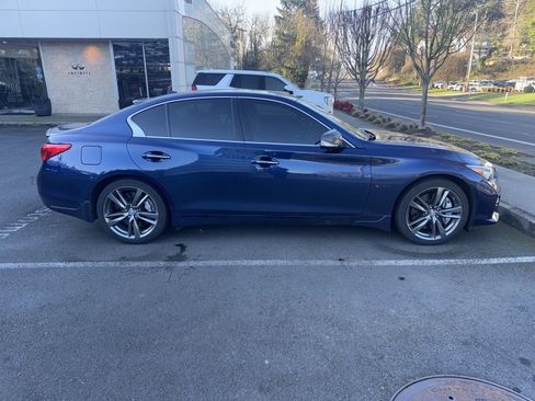Used 2016 INFINITI Q50 Red Sport 400 image 4