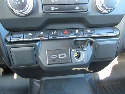 Certified 2024 GMC Sierra 1500 Pro w/ Pro Value Package image 17