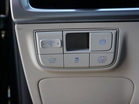 Used 2026 Hyundai Tucson Limited AWD/4WD image 13