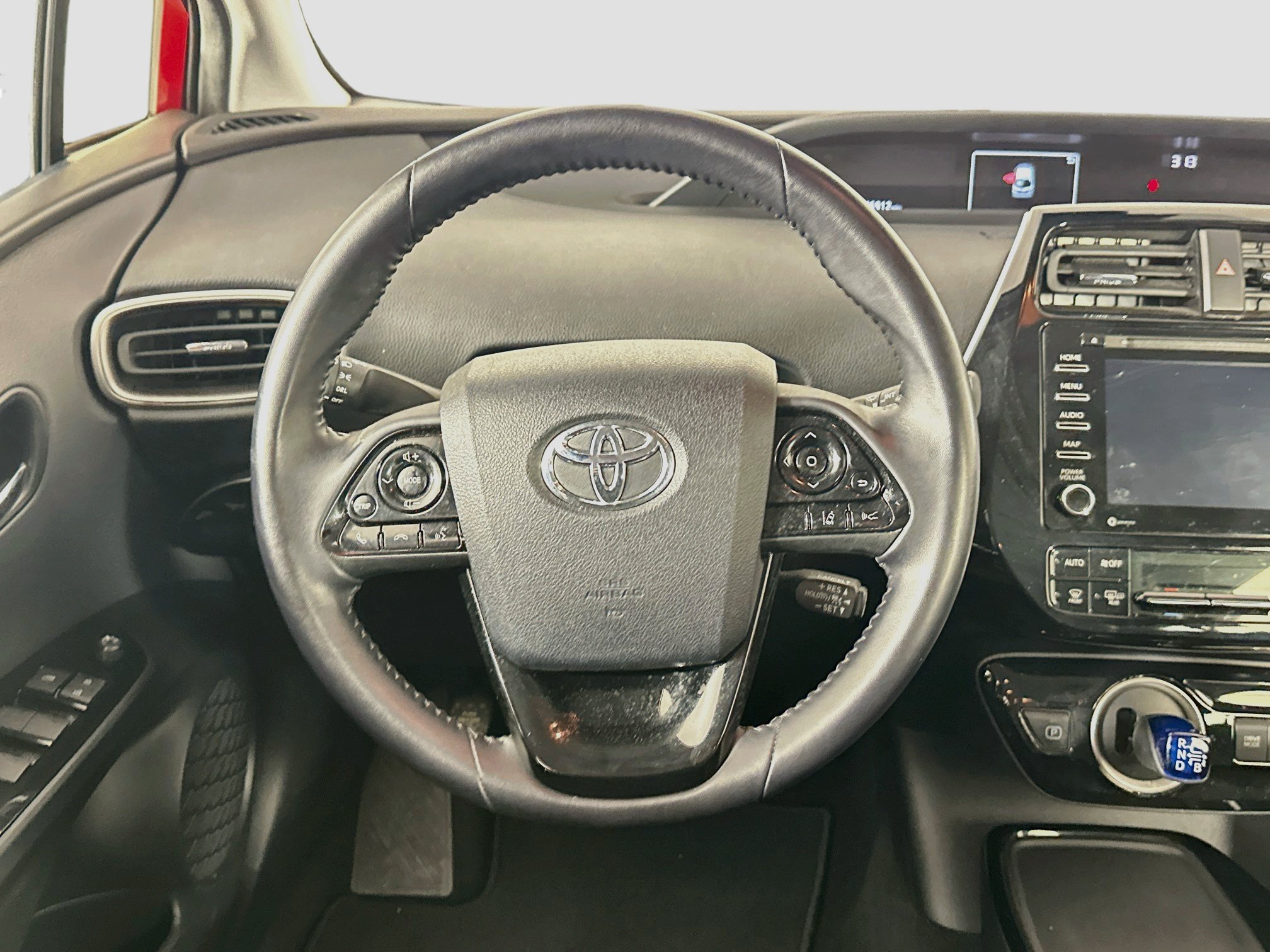 Used 2020 Toyota Prius Prime LE w/ Carpet Mat Package FWD image 17
