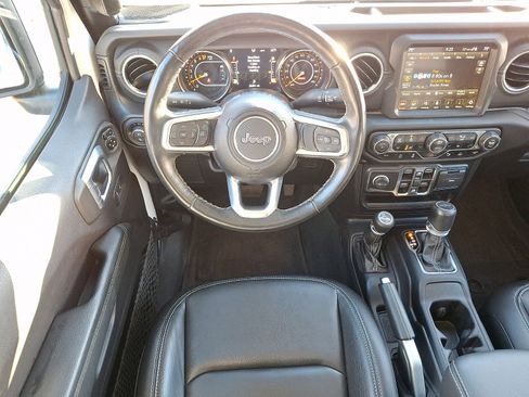 Used 2022 Jeep Gladiator Overland w/ Popular Equipment Package image 12